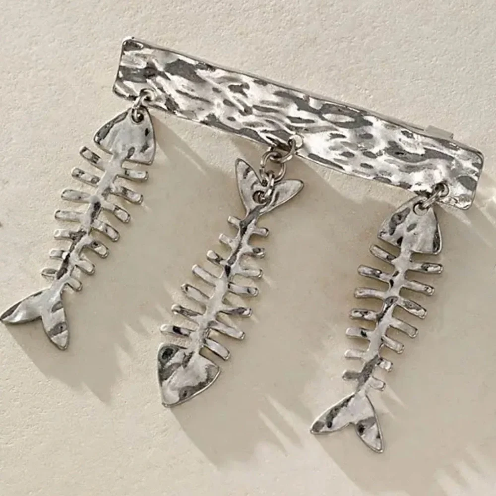 Free People Fish Outta Water Brooch Silver Tone